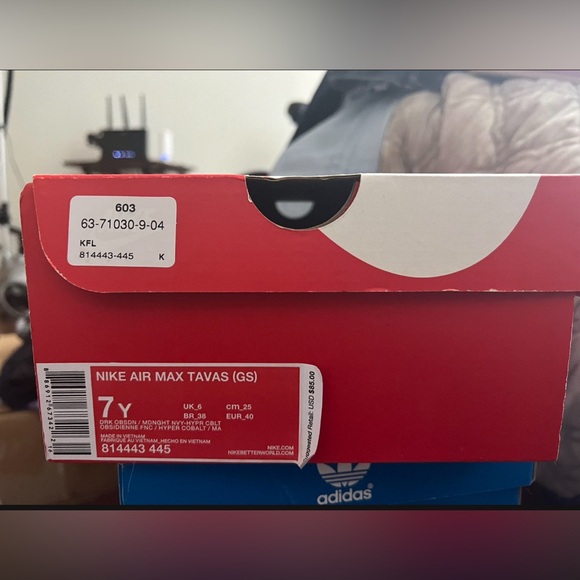 Air Max Size 7 Y Used - Picture 3 of 3